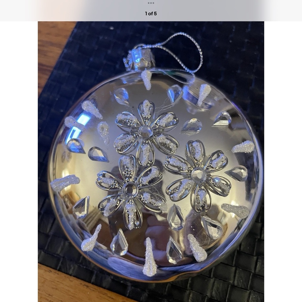 Elegant Silver Holiday Ornament